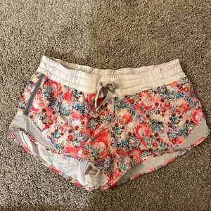 Lululemon hotty hot shorts floral print